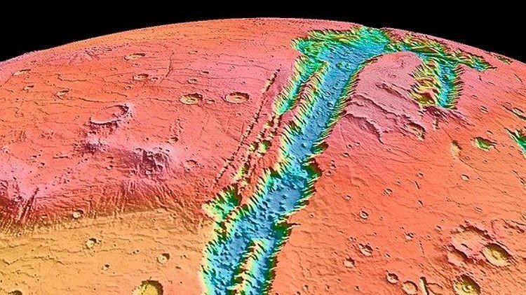 La NASA presenta una imagen de huellas de agua en Marte