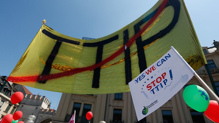 "Estados Unidos se 'tragaría' a Europa con el tratado de libre comercio TTIP"