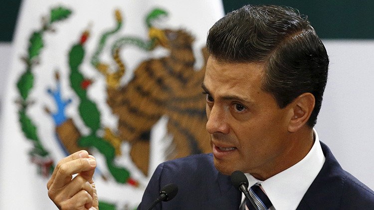 México: Peña Nieto asegura que la subida del dólar ha sido "positivo" para el país