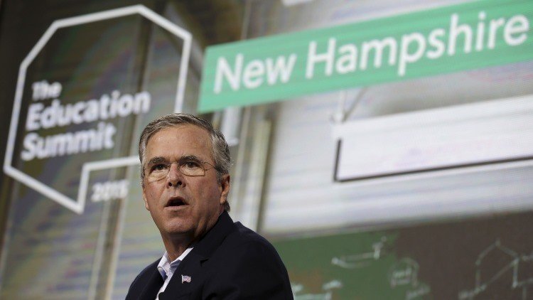 'La mano negra' de Jeb Bush: los cibernautas se burlan del candidato por no saber usar Photoshop