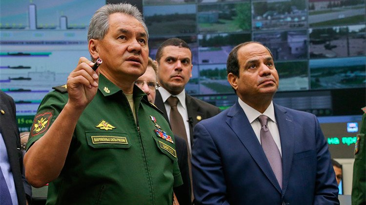 El presidente egipcio visita el sanctasanctórum de las Fuerzas Armadas rusas
