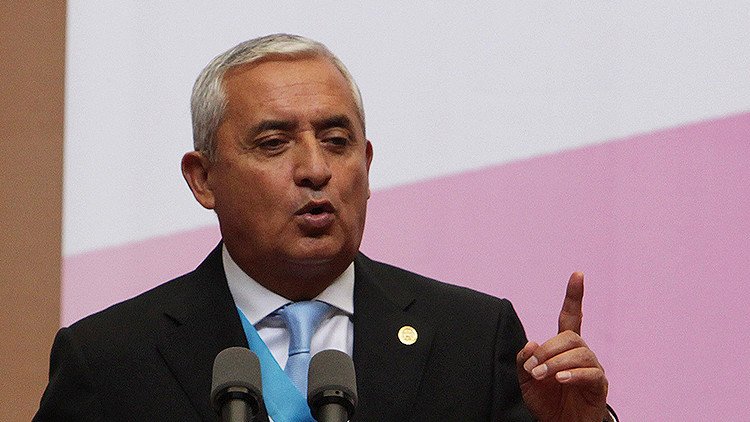 Guatemala: La Contraloría pide la renuncia inmediata del presidente Otto Pérez Molina