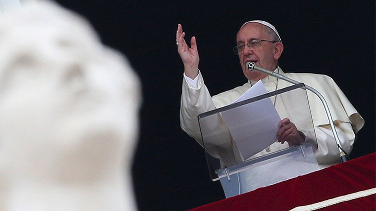 El papa: "La muerte de los migrantes en su camino a Europa es un crimen que ofende a la humanidad"