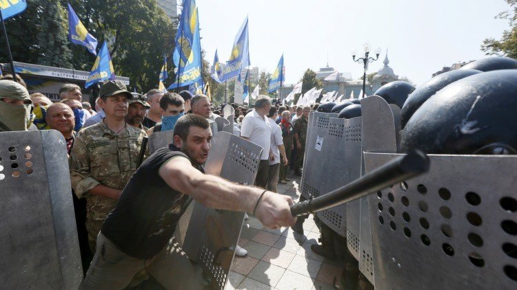 Lunes sangriento en Kiev: ¿Qué ha provocado los fuertes enfrentamientos?