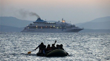 Crisis de Kos: La historia detrás de la foto de un padre sirio compartida por miles en la Red