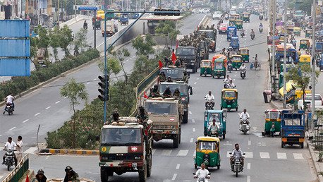 La India suspende Internet móvil a 63 millones de usuarios para evitar más protestas en Ahmedabad
