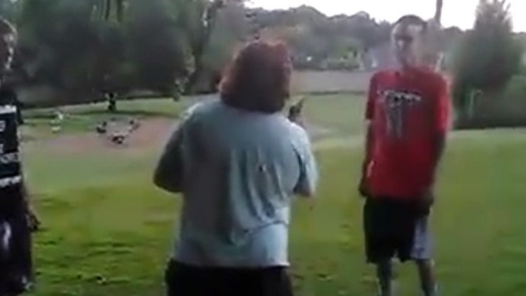 "La hubiera usado": una mujer blanca amenaza con una pistola a unos afroamericanos en EE.UU. (video)