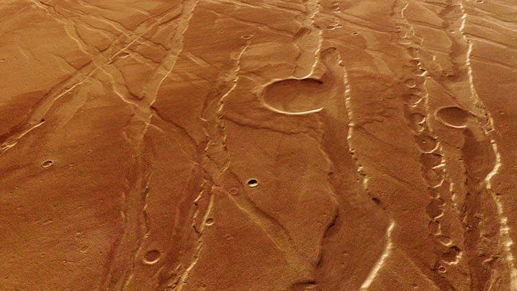 Astrónomos revelan el misterio de la atmósfera de Marte
