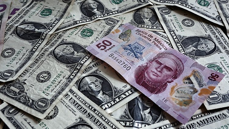 ¿Por qué Latinoamérica huye del dólar?