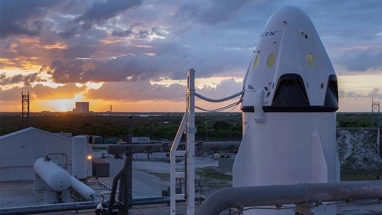 Video: SpaceX muestra el interior de la nave espacial Crew Dragon