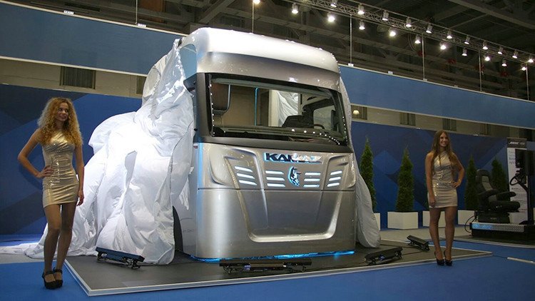 Video: La revolucionaria cabina Transformer del legendario camión ruso KAMAZ