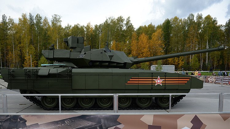 Un 'baile' que desarma: Los increíbles giros del T-14 Armata, el tanque ruso más avanzado