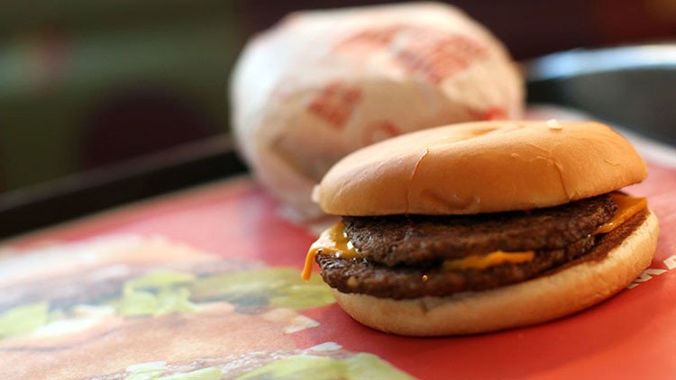 Detectan el uso peligroso de antibióticos en la carne de famosos restaurantes de EE.UU.