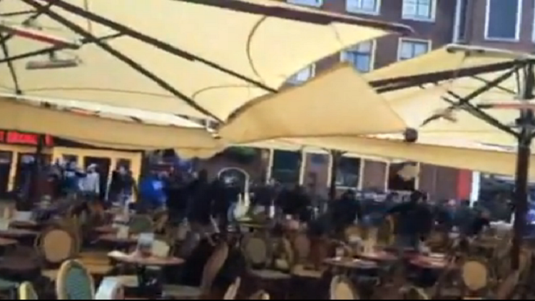 Hinchas del Olympique de Marsella destrozan una cafetería en Holanda