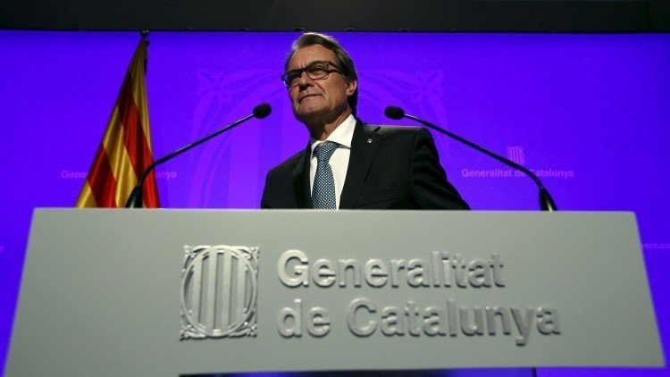 Los últimos sondeos dan mayoría a los independentistas en el Parlamento catalán