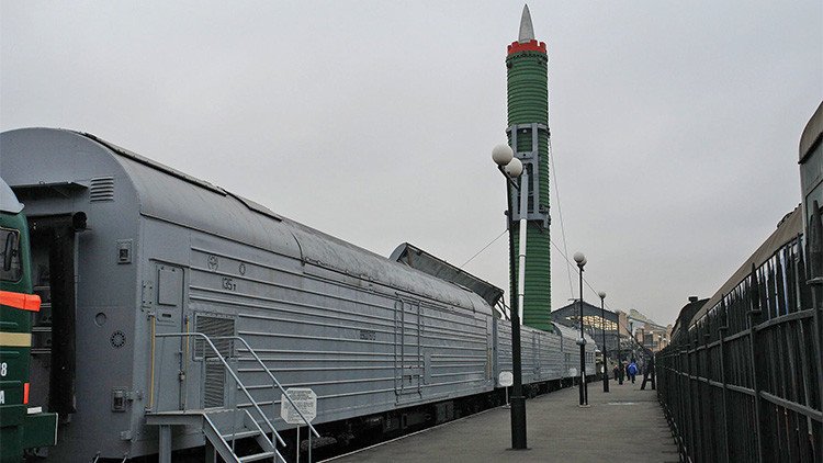 "Dolor de cabeza para EE.UU.": Rusia recreará los 'trenes de la muerte' de la URSS