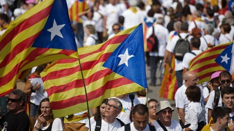 Presidente de la Asamblea Catalana: "La UE no se atreverá a echar a 7,5 millones de personas"