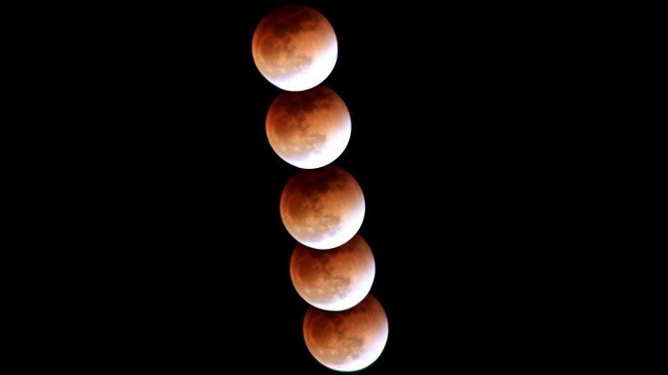 La superluna de sangre vista por los lectores de RT