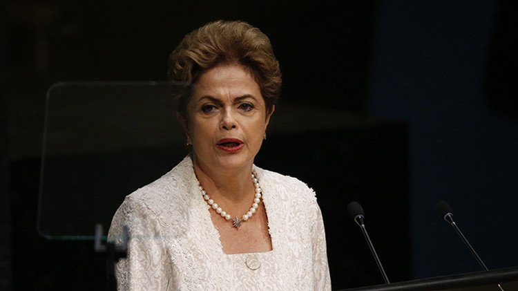 Dilma Rousseff: "Es absurdo impedir el libre movimiento de personas"