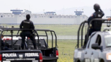 México: Los reos protestan en la cárcel de la que se fugó 'El Chapo' 