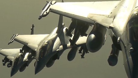 Francia divulga imágenes de los ataques aéreos contra el Estado Islámico en Siria (Video)