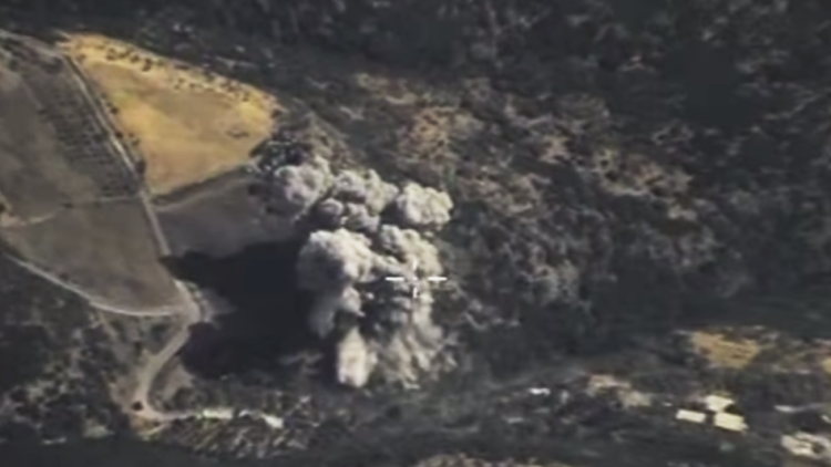 Destrucciones impactantes en las posiciones del EI: nuevos videos de los ataques rusos en Siria