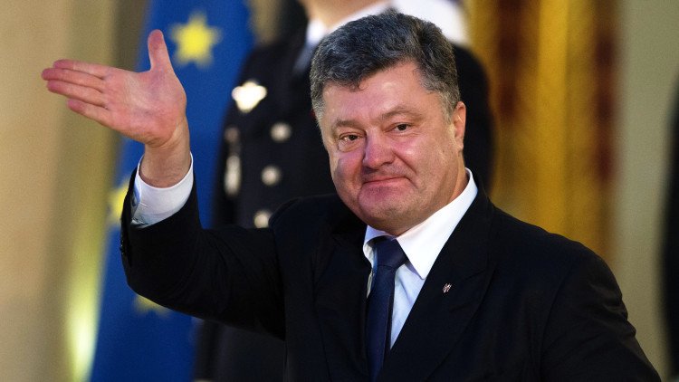 Poroshenko: "EE.UU. entregará a Kiev nuevo equipo militar"