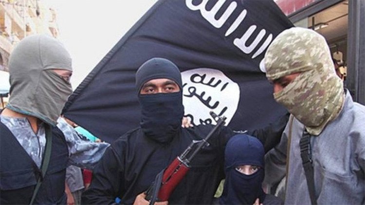 "El Estado Islámico usa escudos humanos para que Rusia cometa un error"