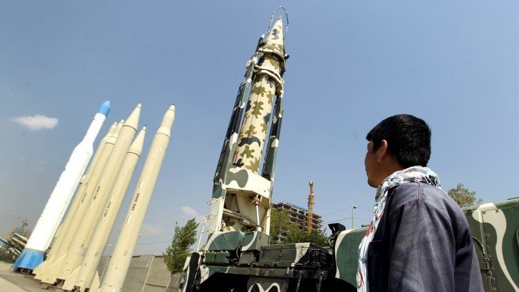 Video: Irán prueba con éxito su primer misil de largo alcance de última generación