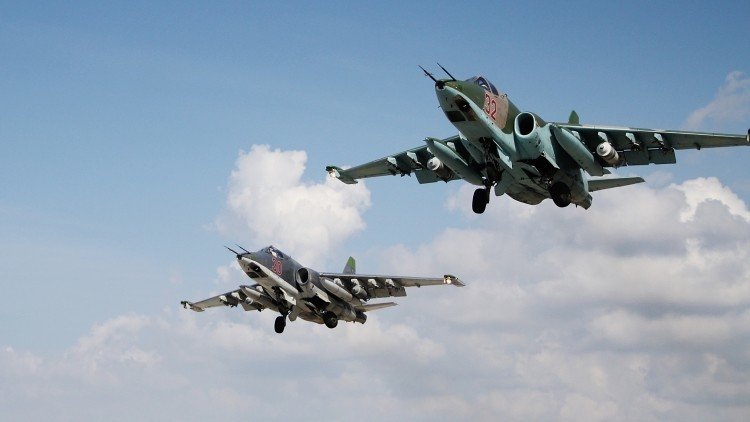 Pentágono: Los aviones de EE.UU. y Rusia se aproximan en cielo sirio