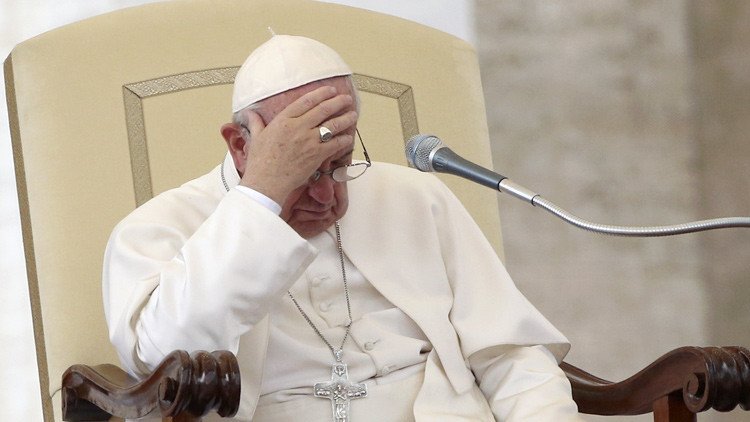 Escándalos en la Iglesia: el "extraordinario" pedido de disculpas del papa Francisco