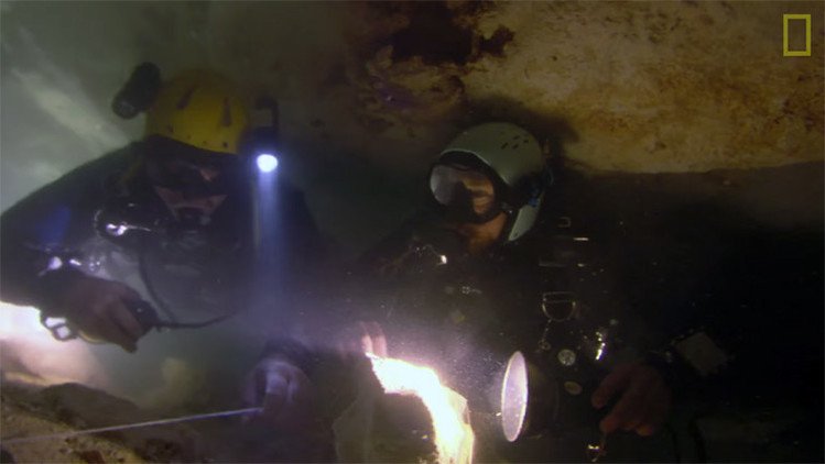 Video: Científicos quedan atrapados bajo una aterradora 'avalancha submarina' 