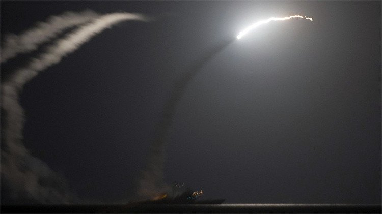 Militares rusos: Los ataques aéreos de EE.UU. contra el Estado Islámico son una "farsa"