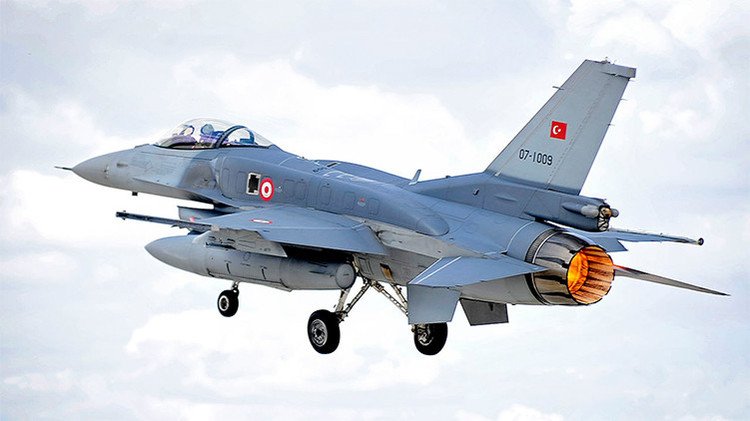 Turquía derriba a un dron no identificado cerca de su frontera con Siria