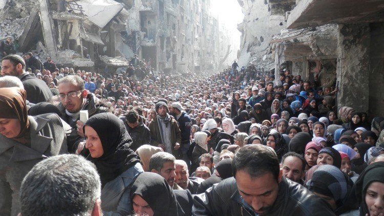 El Estado Islámico convierte un campo de refugiados a las puertas de Damasco en un infierno