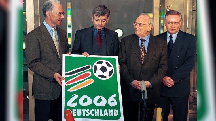 'Der Spiegel': Alemania y Adidas compraron la sede de la Copa del Mundo 2006