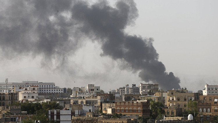 La coalición de países árabes ataca por error a sus aliados en Yemen