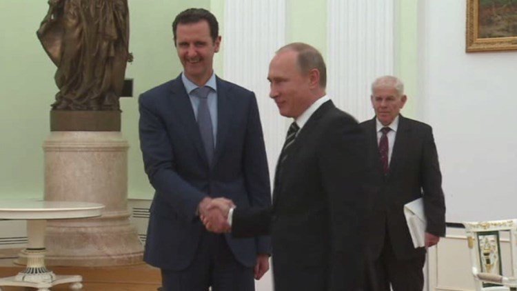 El presidente sirio Al Assad visita Moscú para realizar negociaciones con Vladímir Putin