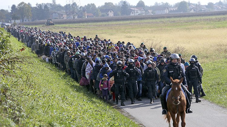Eslovenia recurre al Ejército para controlar el flujo migratorio