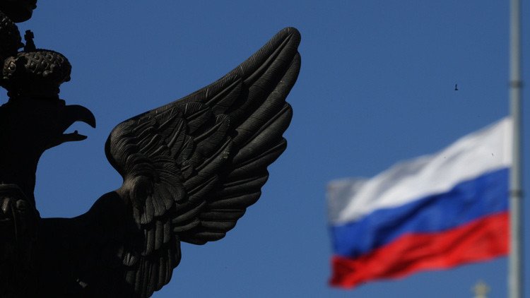 Kremlin: "La política de los que desearon aislar a Rusia ha fracasado"