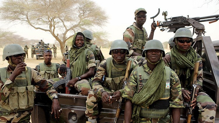 Nuevo 'modus operandi': Boko Haram oculta bombas en iPads y teléfonos para cometer atentados