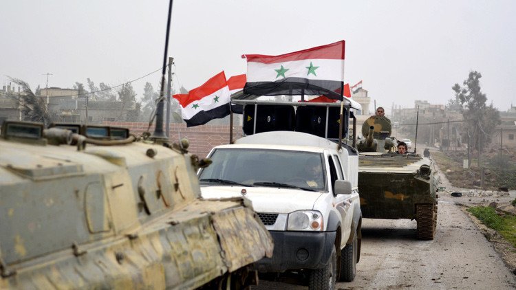 El Ejército sirio en la ofensiva contra el EI: Elimina terroristas y reconquista tierras