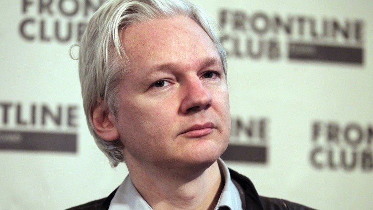Assange explica cómo evitar el espionaje por parte de los gobiernos