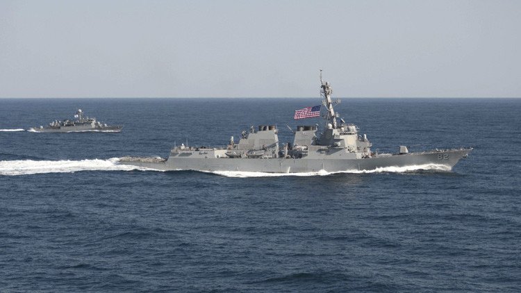 Los buques de guerra chinos advirtieron al destructor estadounidense USS Lassen