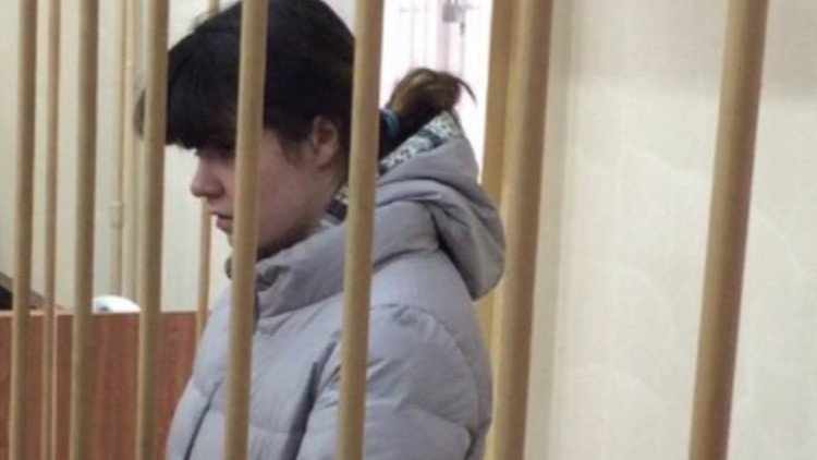 Arrestan en Moscú a una estudiante que supuestamente intentaba unirse al Estado Islámico