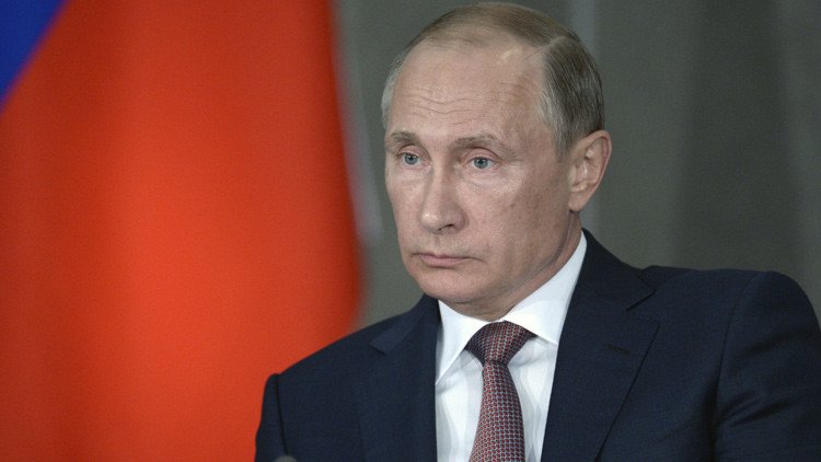 Putin decreta un día de luto por la muerte de 224 ciudadanos rusos en el avión accidentado en Egipto