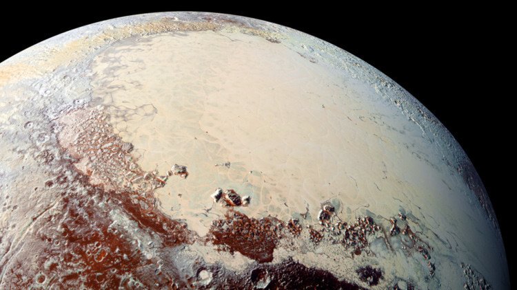 Los 10 descubrimientos más inesperados de Plutón