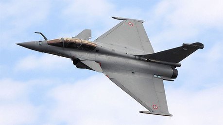 "Podía ver al piloto": pánico a bordo de un vuelo interceptado por un caza de combate francés