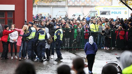 Suecia: Dos escuelas reciben amenazas un día después del fatal ataque con espada  