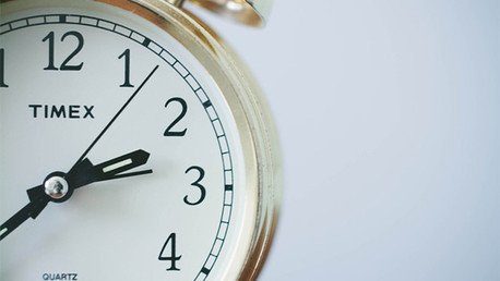 ¿Cómo afecta el cambio horario a un organismo humano?